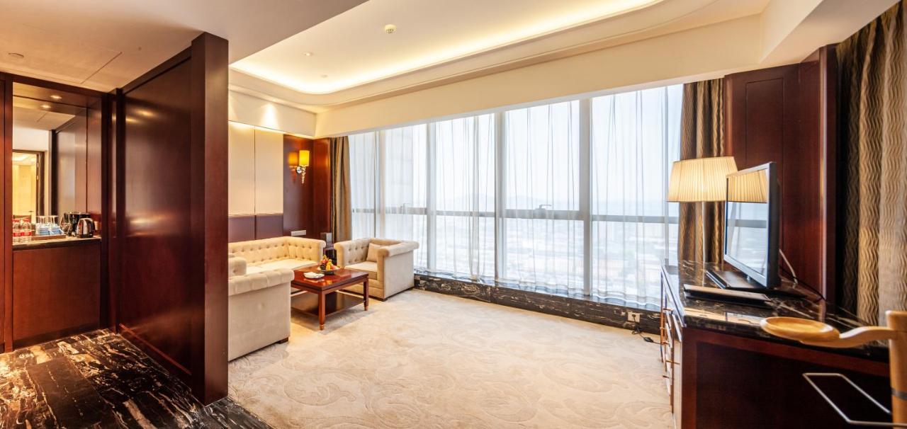 Wyndham Grand Plaza Royale Changsheng Jiangyin Eksteriør billede