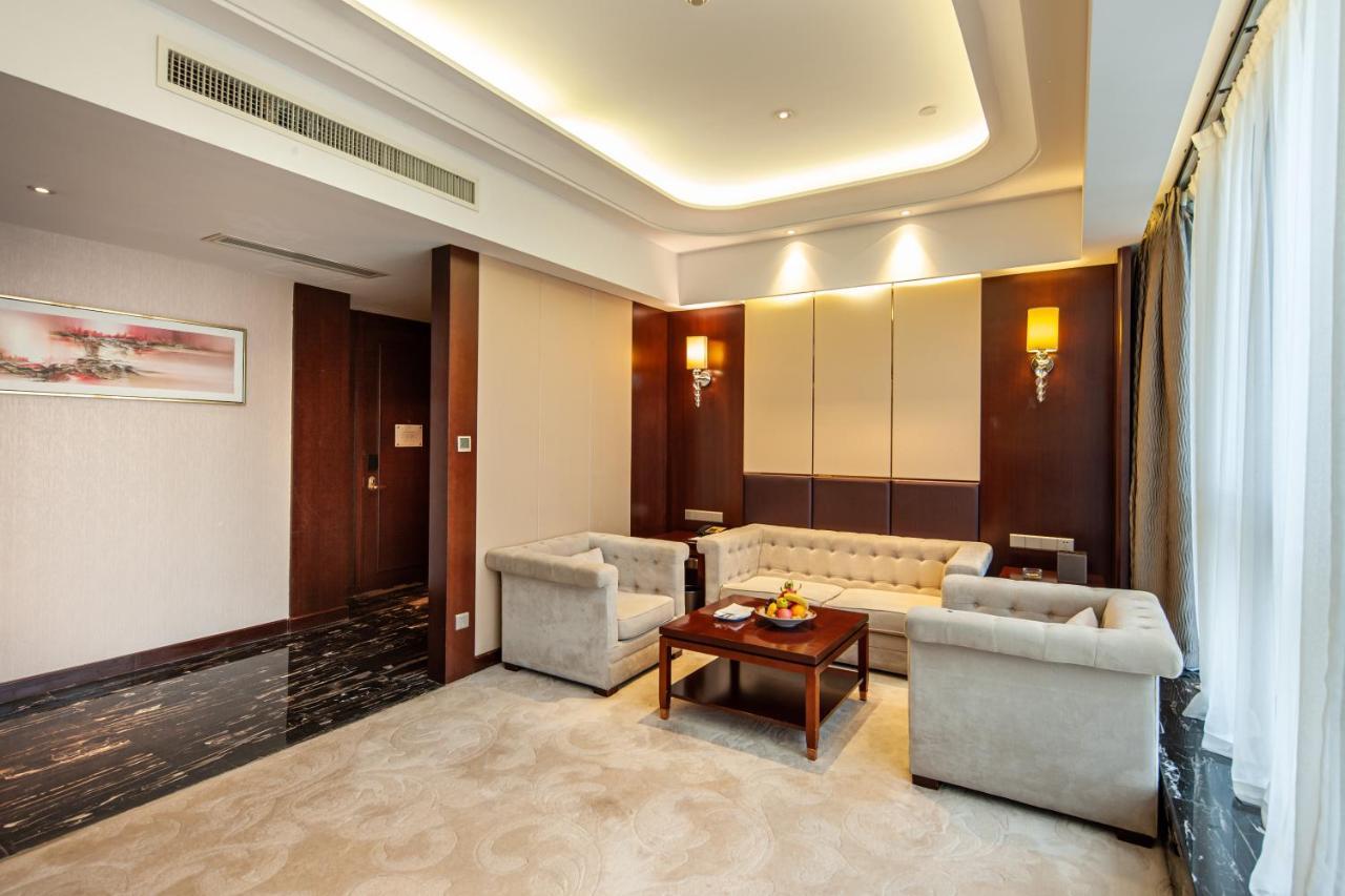 Wyndham Grand Plaza Royale Changsheng Jiangyin Eksteriør billede